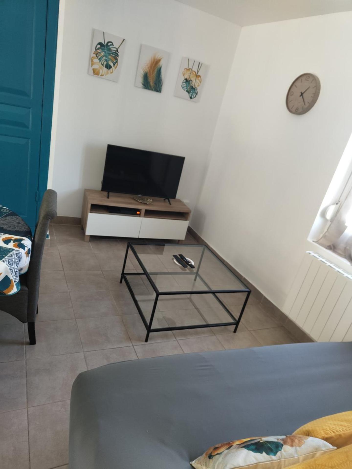 Les Hirondelles Villa Arrest Ngoại thất bức ảnh